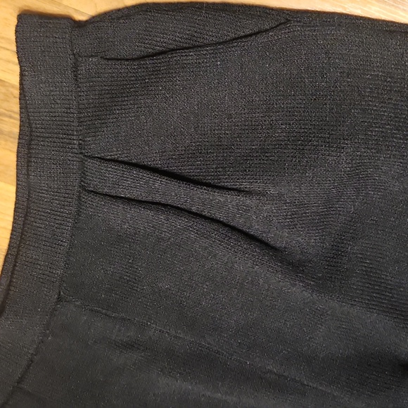 St. John Basics Black Santana Knit Pleated Front Pull-on Pants Size 8 - Picture 7 of 16